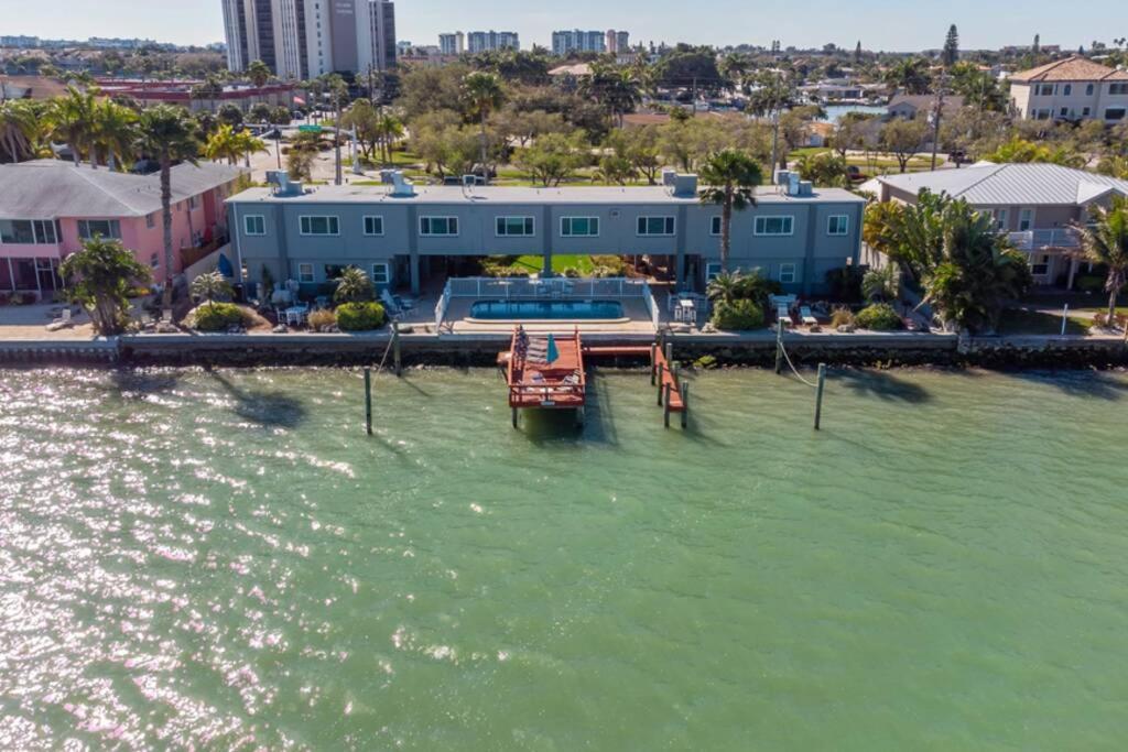 דירות סיינט פיט ביץ' 102-Tiny Treasure-Waterfront With Heated Pool מראה חיצוני תמונה